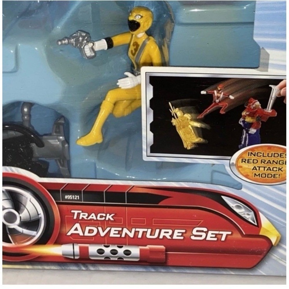 Bandai Power Rangers RPM Track Adventure Set 95121 Red Blue Yellow Rangers New - Picture 9 of 15